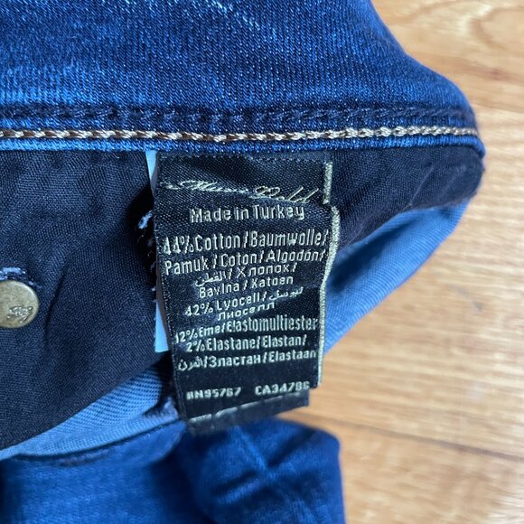 Mavi Gold Kerry Jeans – Size 29/34 (Like New) - Picture 3 of 4